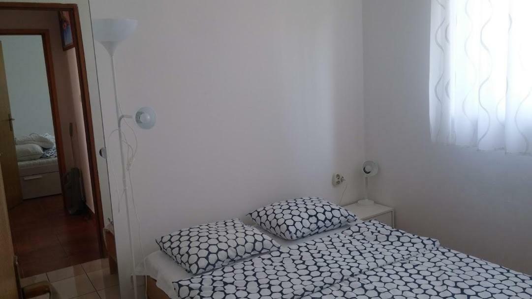 Apartment Pepi Povljana Zewnętrze zdjęcie