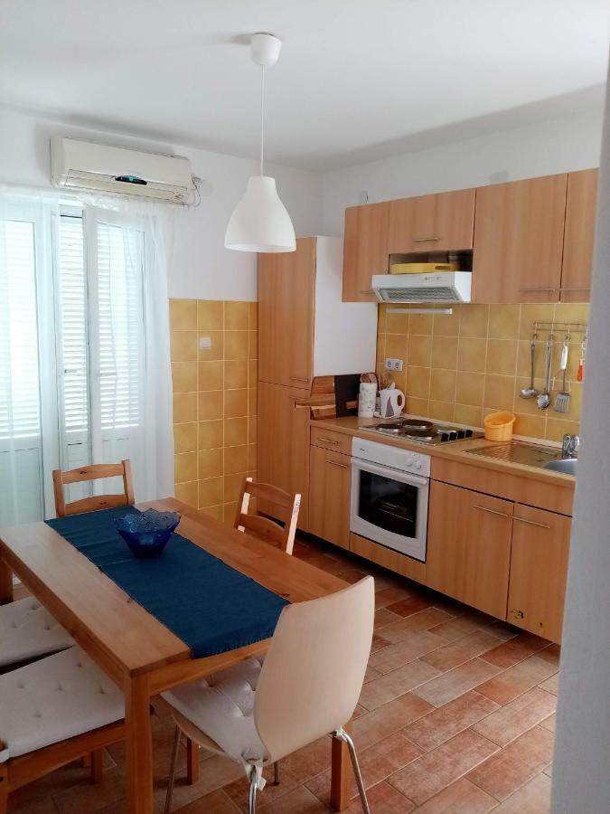Apartment Pepi Povljana Zewnętrze zdjęcie